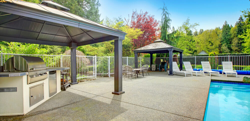 concrete-pavement-benefits-patio