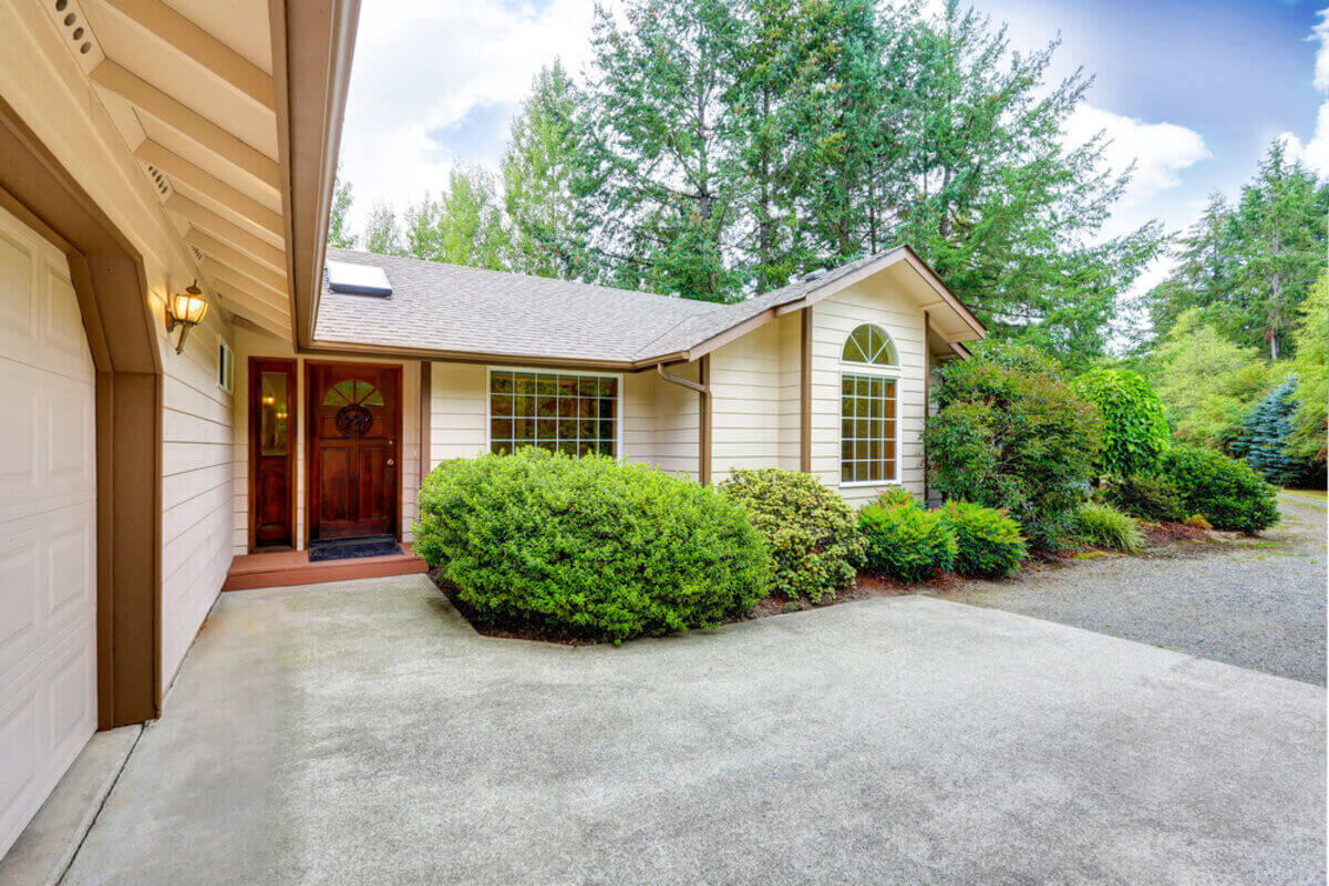 seal a concrete driveway