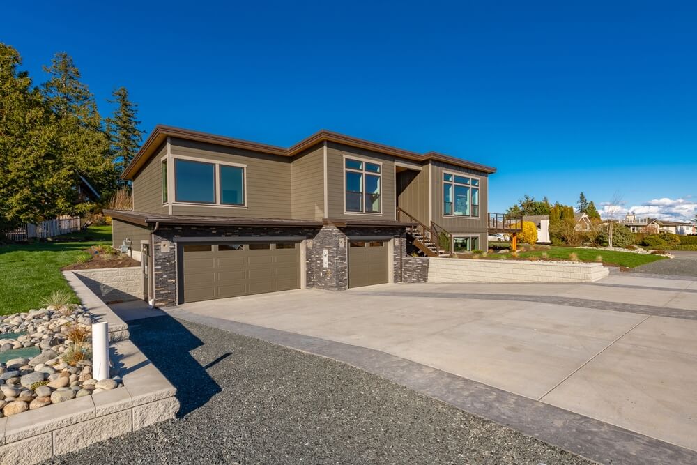 peeling driveway cost