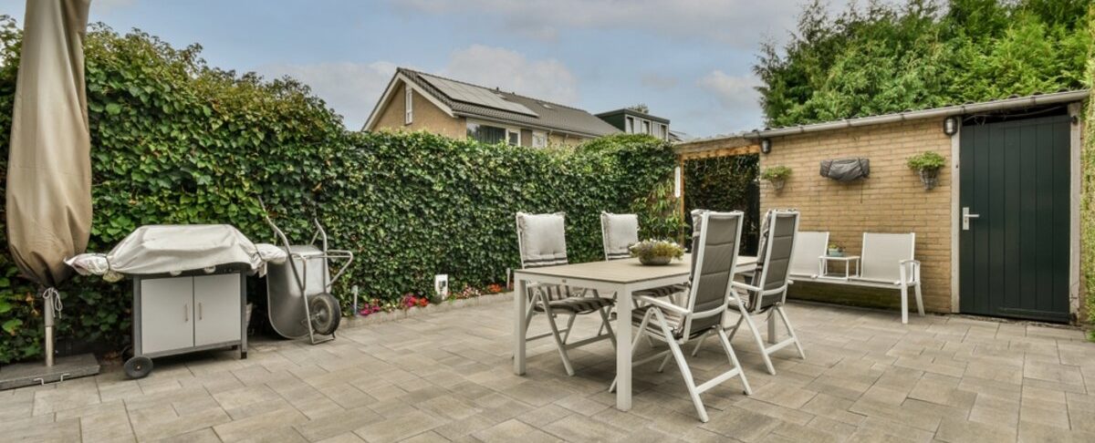 Why a Concrete Patio Is Cheaper to Build Than a Deck