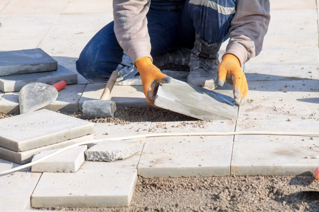 DIY vs. Hiring Pros to Raise Concrete Sidewalk Slab: Costs and Risks